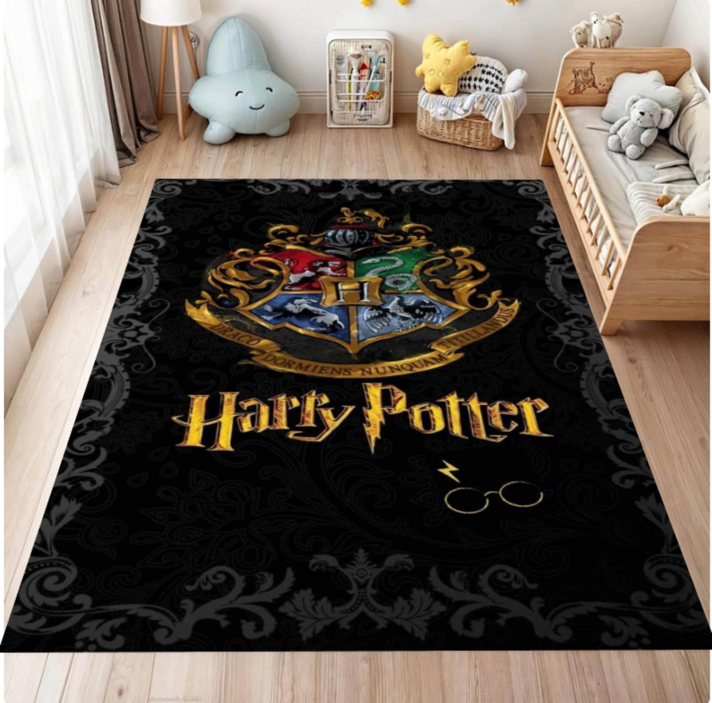 Harry Potter rug with Hogwarts crest in a child's room